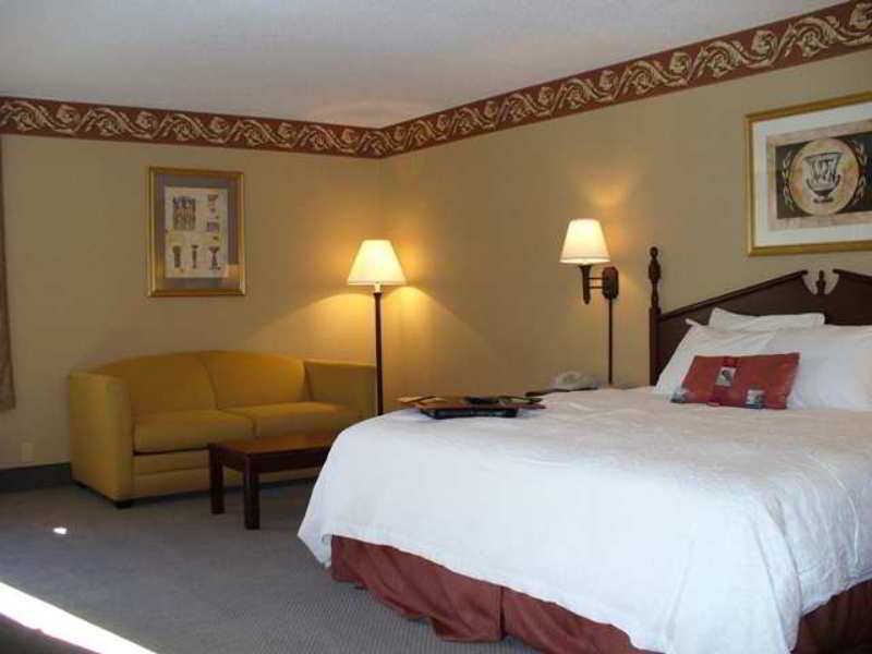 Hampton Inn Carbondale Δωμάτιο φωτογραφία